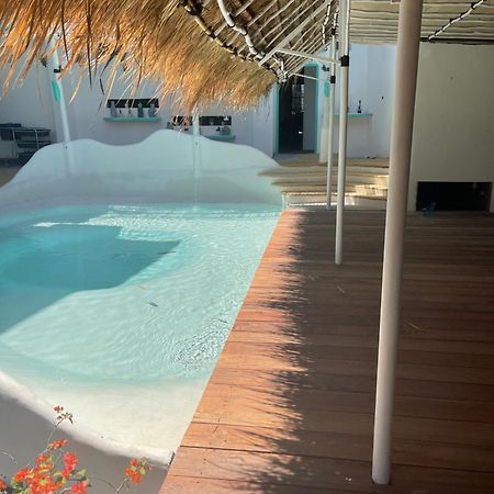 Tanawu Airport Hotel Lombok Praya Extérieur photo