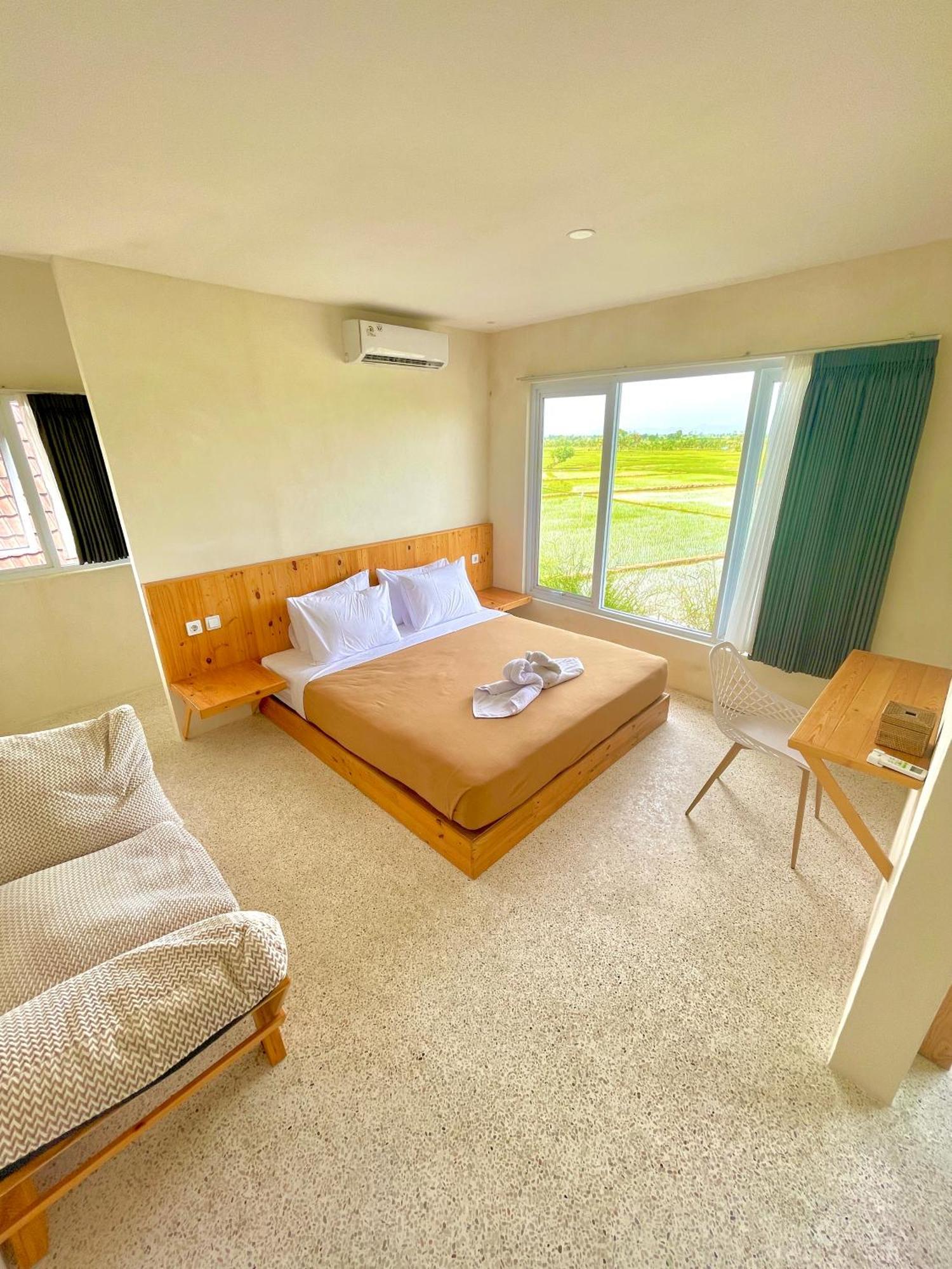 Tanawu Airport Hotel Lombok Praya Extérieur photo